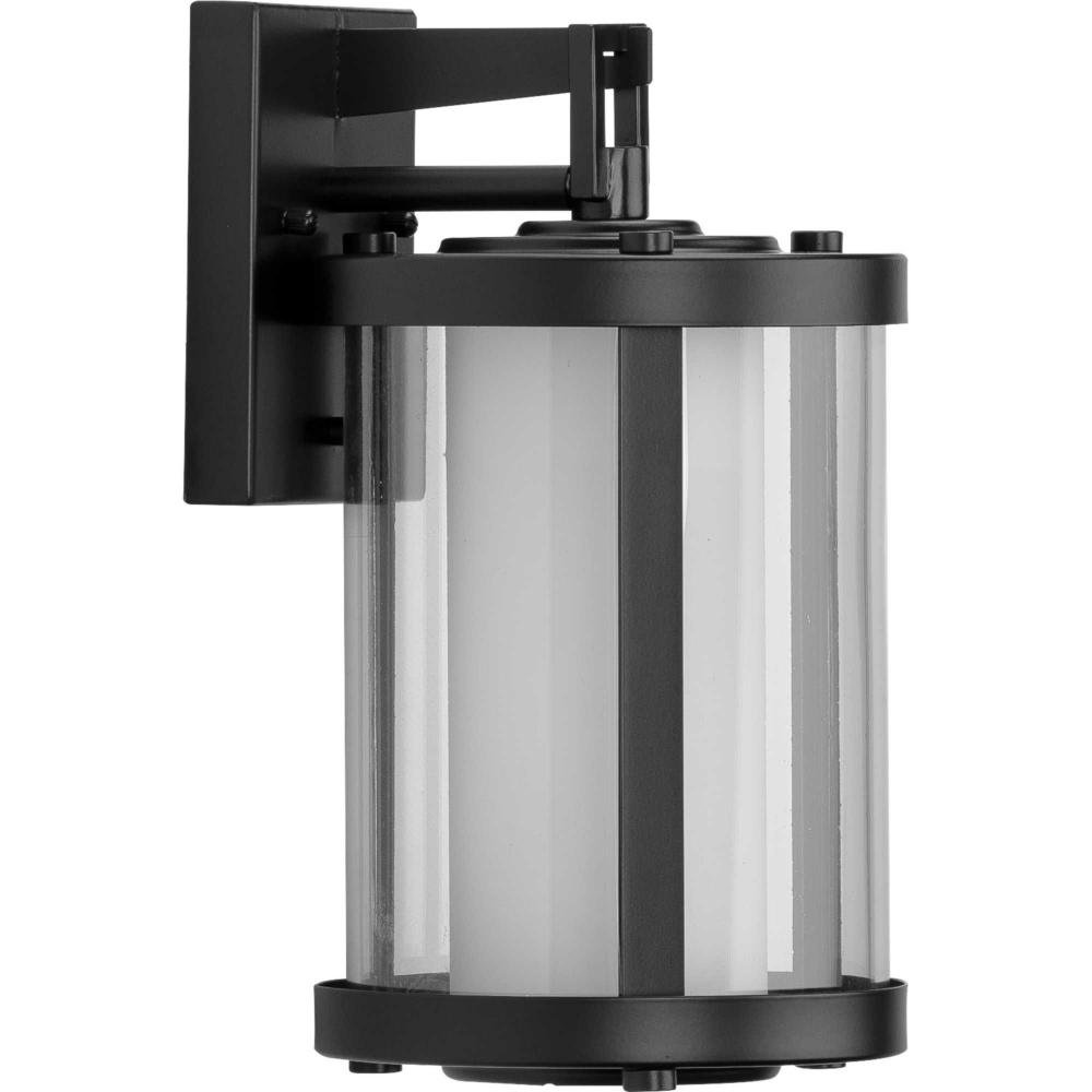 P560148-031 1-100W MED WALL LANTERN